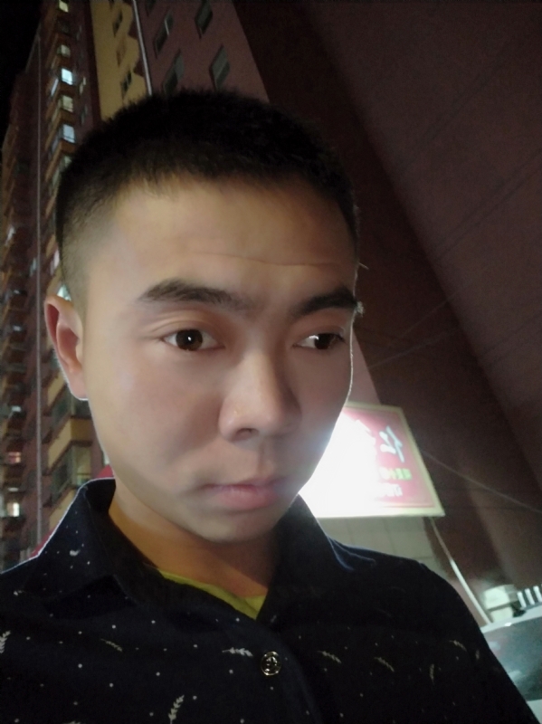 盛夏的果实的第一张照片--包头相亲服务中心