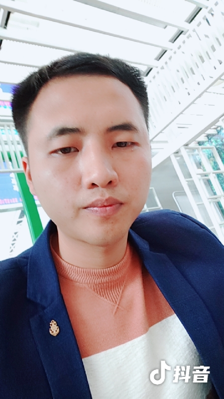 佳鑫的第一张照片--包头相亲服务中心