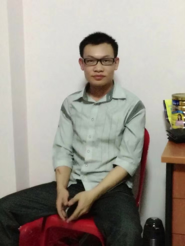 坚强不屈的第一张照片--包头相亲服务中心