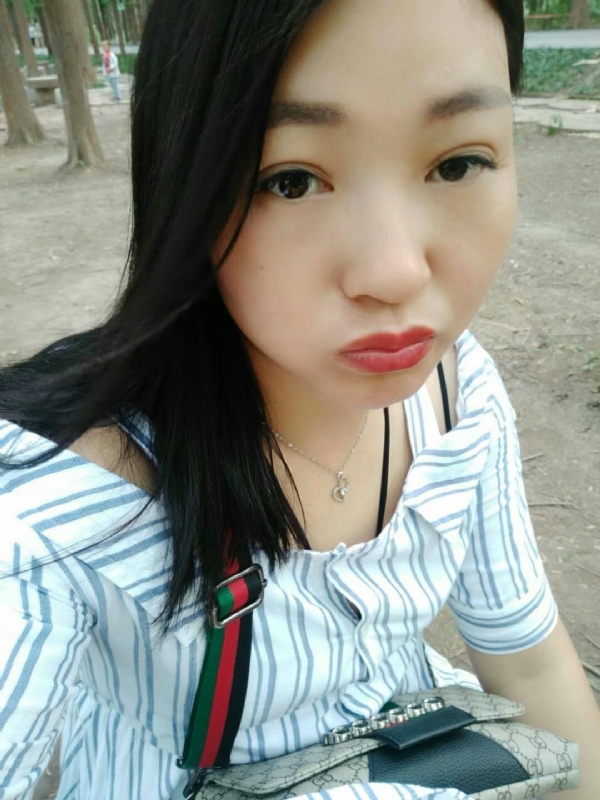 小燕子的第一张照片--包头相亲服务中心