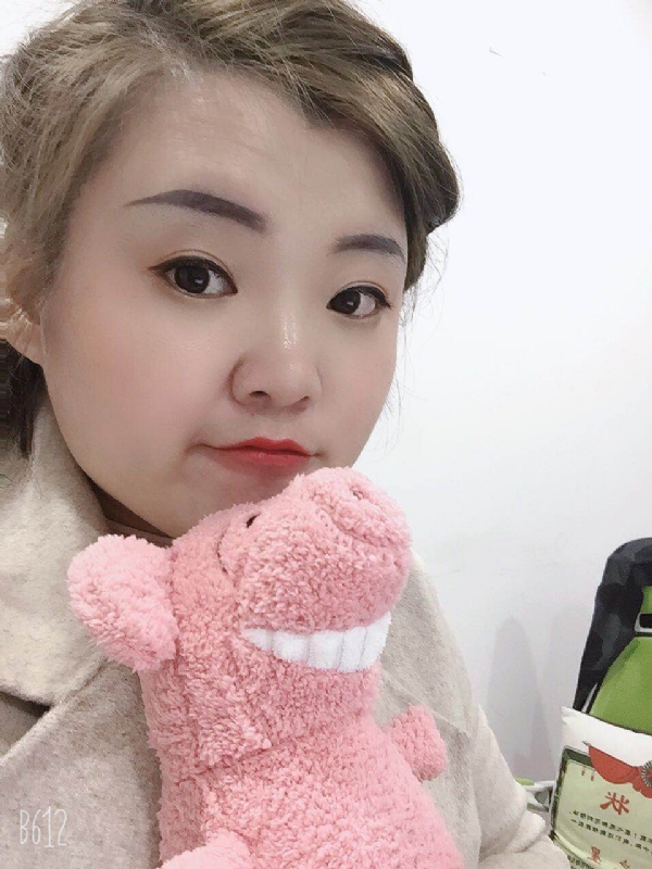 李娜的第一张照片--包头相亲服务中心