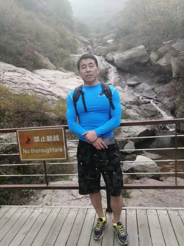四季阳光的第一张照片--包头相亲服务中心