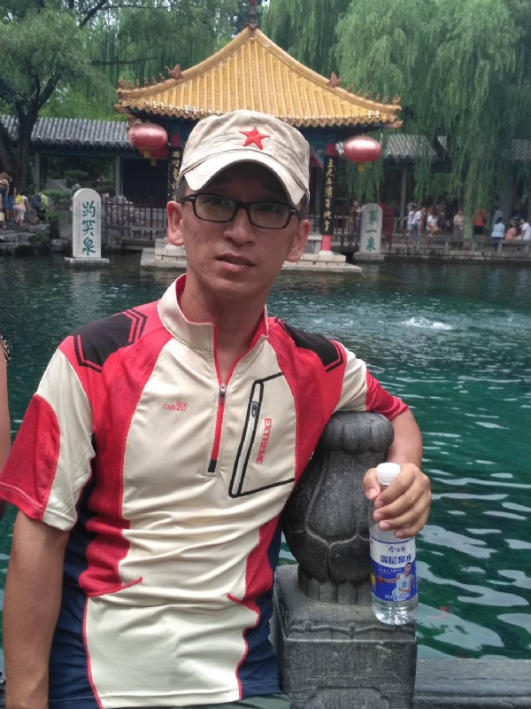 晓峰的第一张照片--包头相亲服务中心