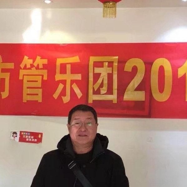 大地神鹰的第一张照片--包头相亲服务中心