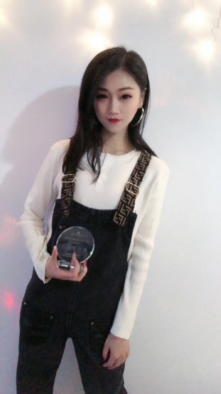 迷人的小璐的第一张照片--包头相亲服务中心