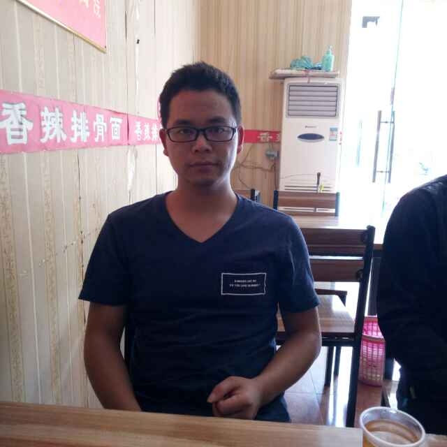 会哭的星星的第一张照片--包头相亲服务中心