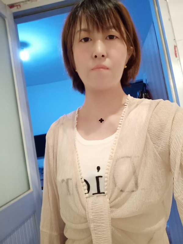 芬儿的第五张照片--包头相亲服务中心