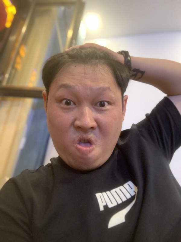 飞飞的第一张照片--包头相亲服务中心
