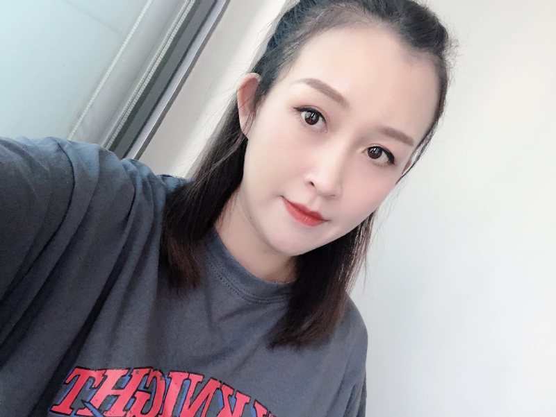 Amy的第一张照片--包头相亲服务中心