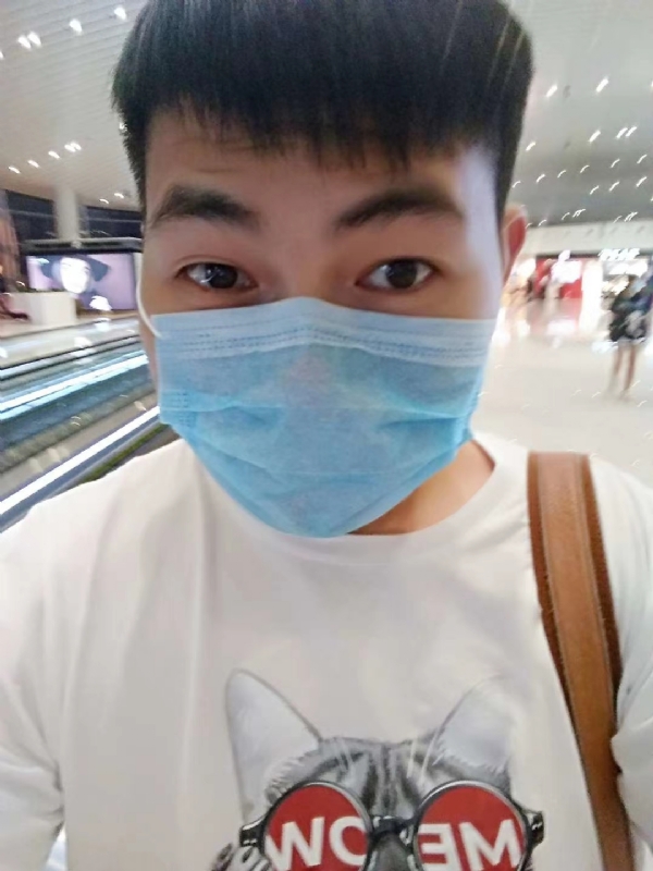 咔咔一顿的第一张照片--包头相亲服务中心