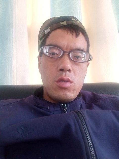 等待有缘人的第一张照片--包头相亲服务中心