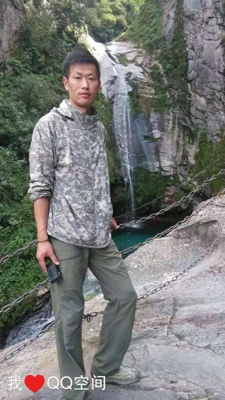 陌颜的第一张照片--包头相亲服务中心