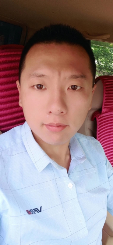 霄上的第二张照片--包头相亲服务中心