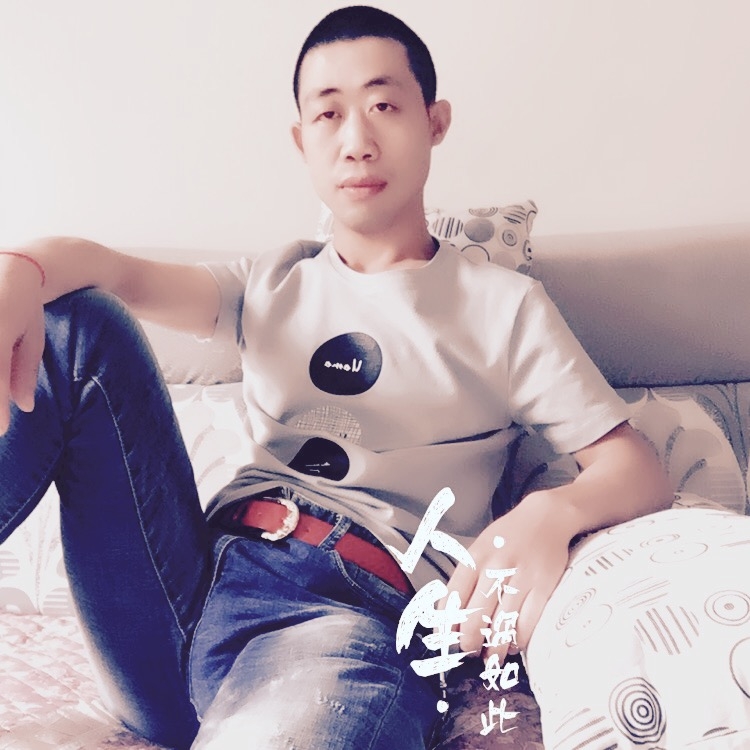 简单的爱的第一张照片--包头相亲服务中心