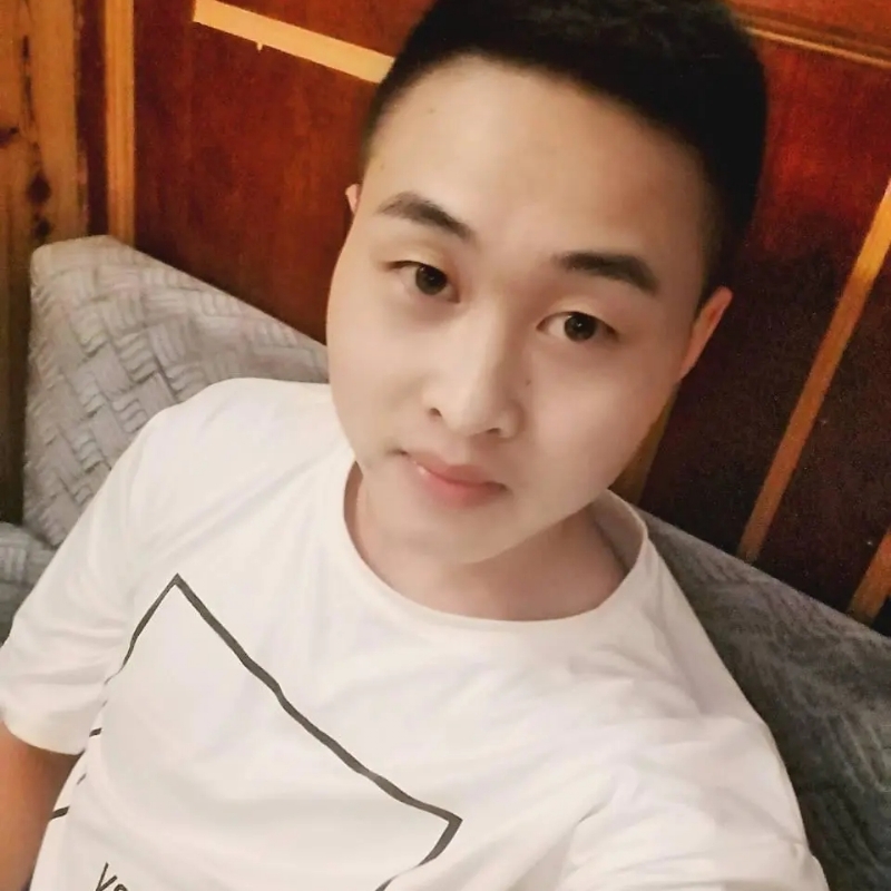 娃娃脸小爸爸的第一张照片--包头相亲服务中心