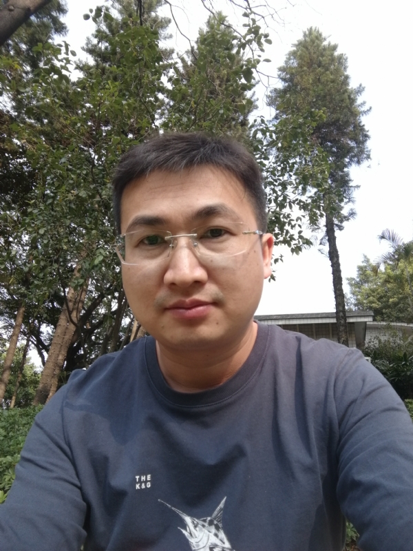 不如随风的第二张照片--包头相亲服务中心