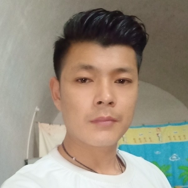 啊锋的第一张照片--包头相亲服务中心