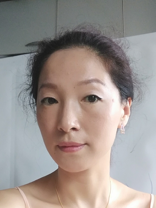 彼岸花的第一张照片--包头相亲服务中心