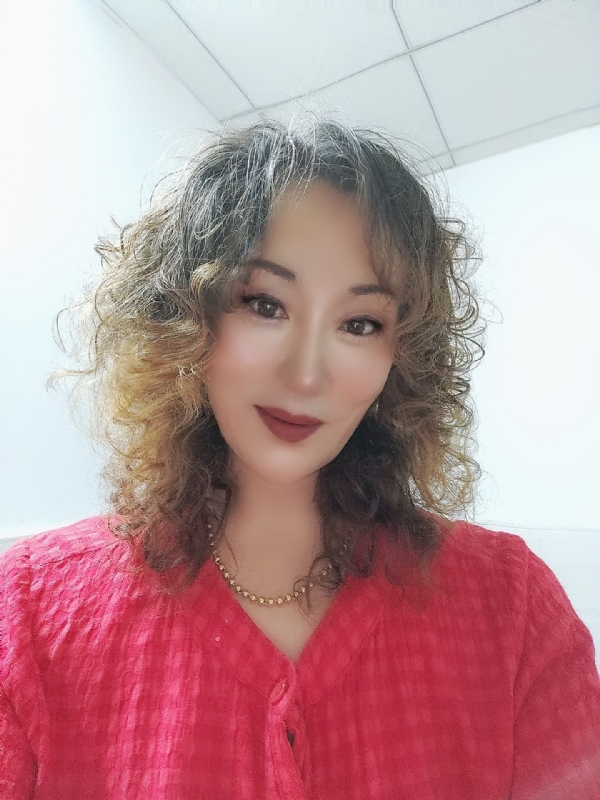 燕子的第一张照片--包头相亲服务中心