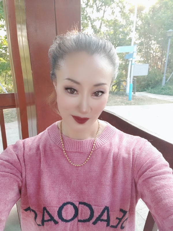 燕子的第五张照片--包头相亲服务中心