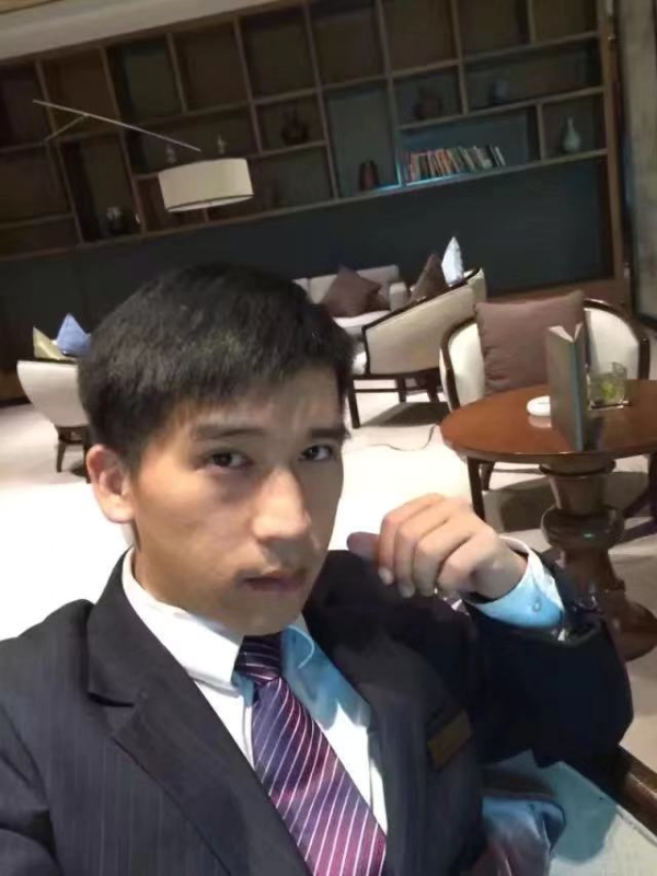一条孤独的鱼的第二张照片--包头相亲服务中心