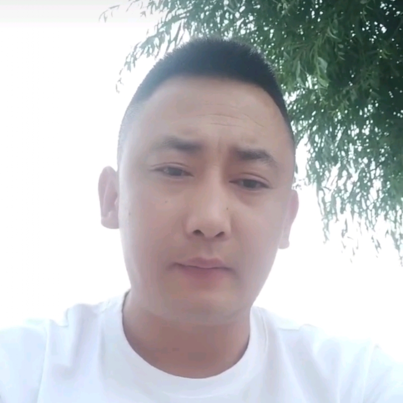 潇洒的第一张照片--包头相亲服务中心
