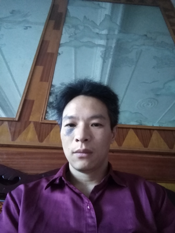 风中落叶的第一张照片--包头相亲服务中心