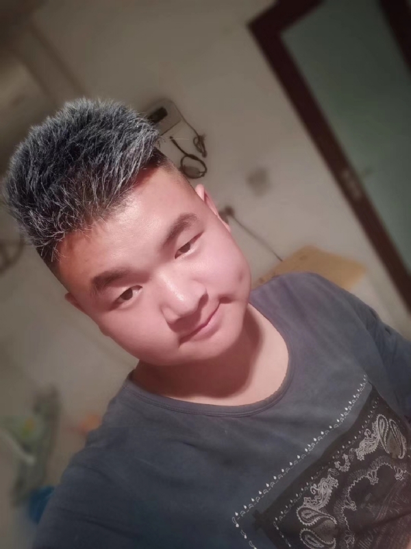 李子木的第二张照片--包头相亲服务中心