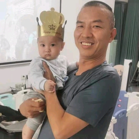 爱辣的鱼的第一张照片--包头相亲服务中心
