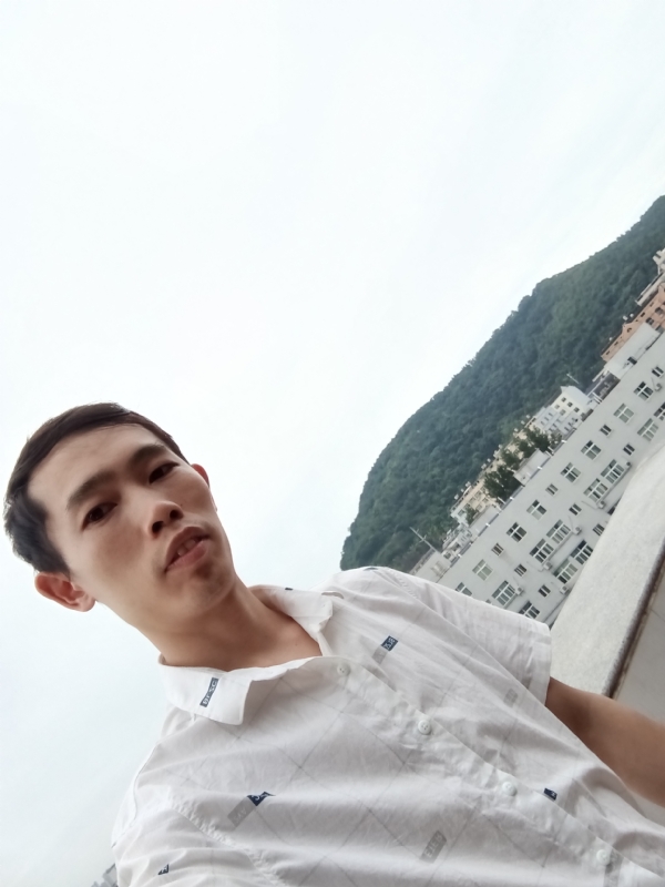 会飞的鱼的第一张照片--包头相亲服务中心