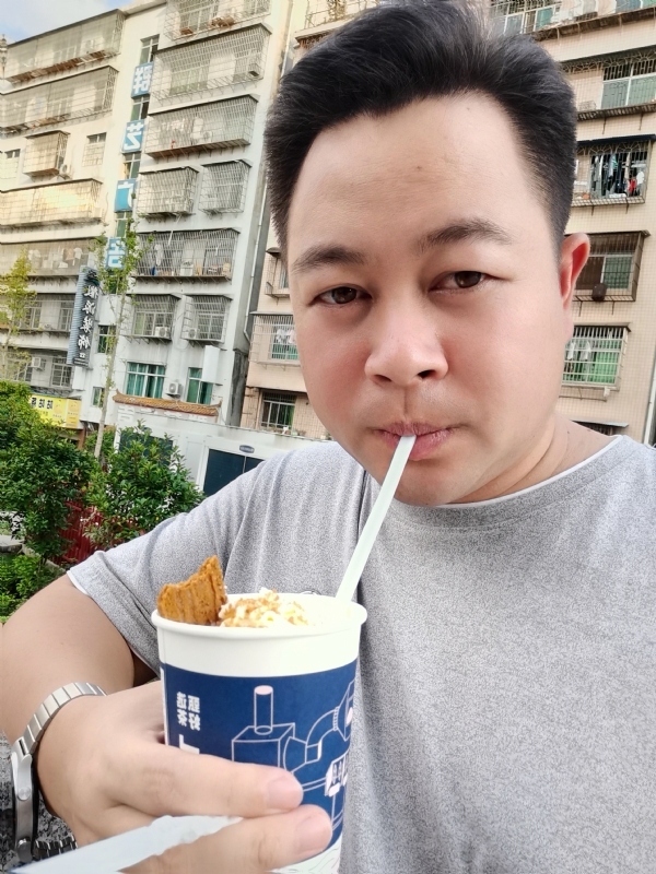 K金o的第一张照片--包头相亲服务中心