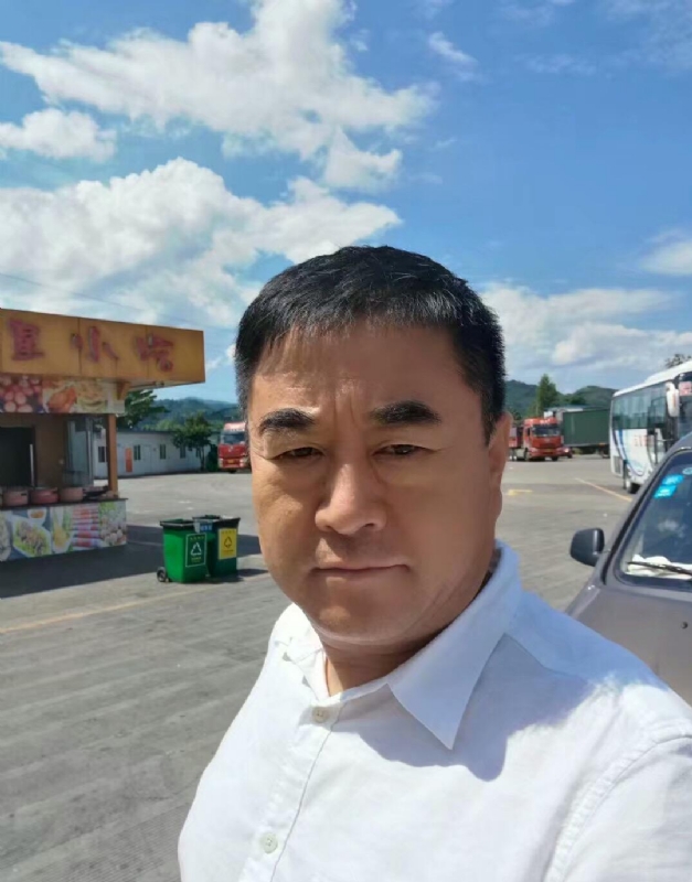 从此不再孤独的第一张照片--包头相亲服务中心