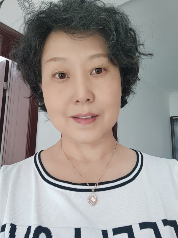 甜果的第一张照片--包头相亲服务中心