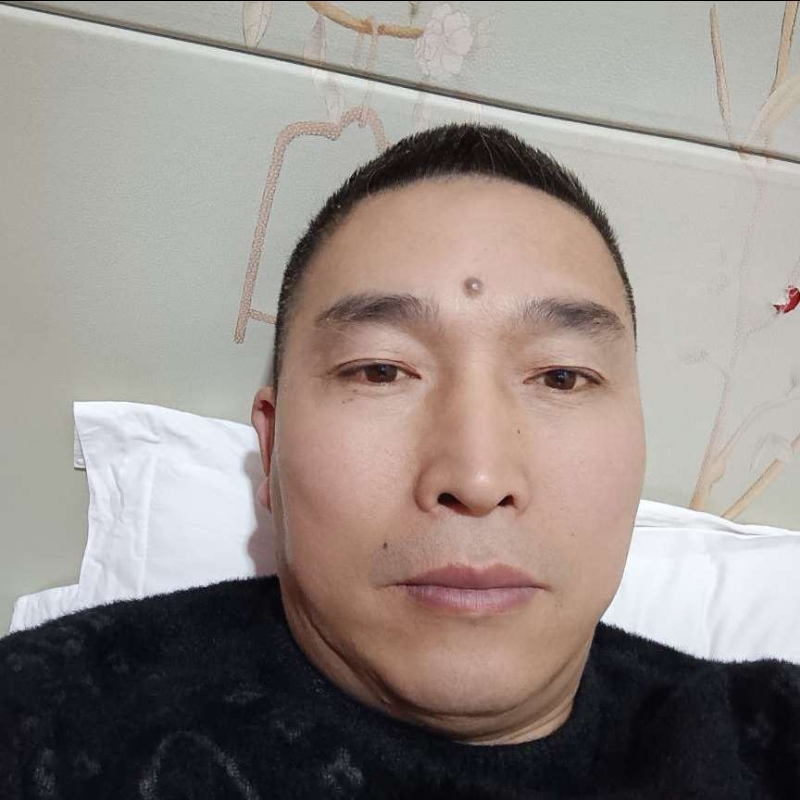 痴情男的第一张照片--包头相亲服务中心