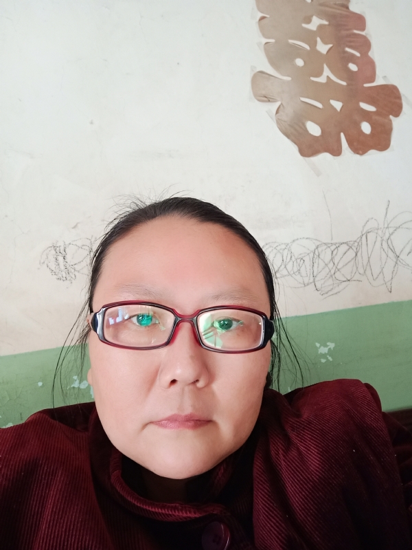 苦乐的第二张照片--包头相亲服务中心