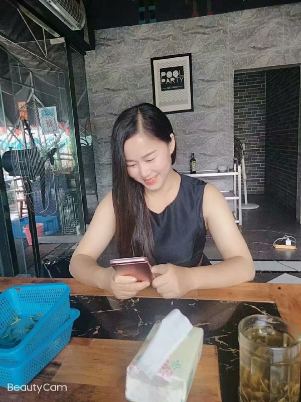 如不坚强弱给谁看的第一张照片--包头相亲服务中心