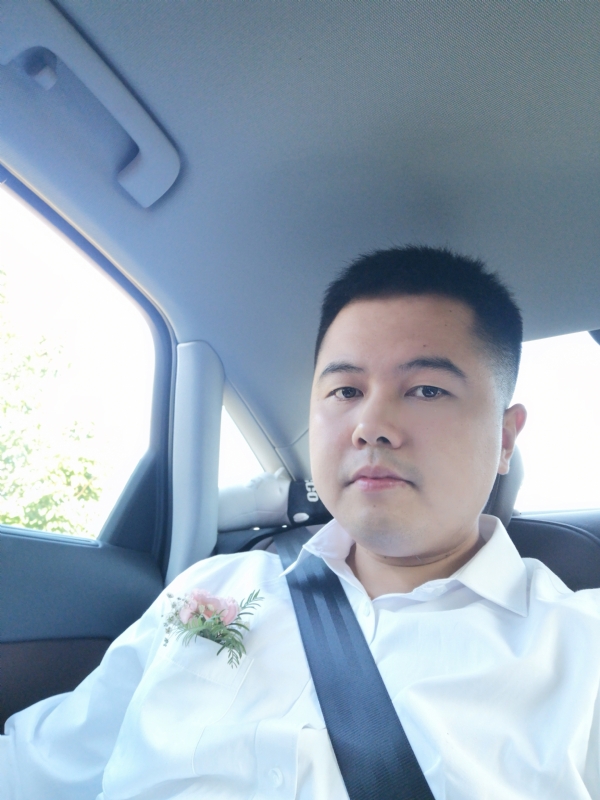 小阿郎的第一张照片--包头相亲服务中心