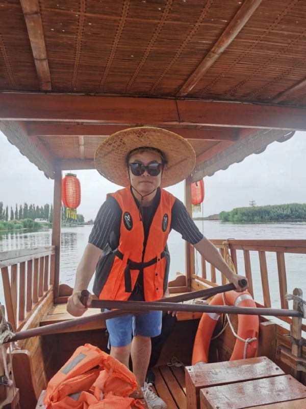小龙虾的第二张照片--包头相亲服务中心