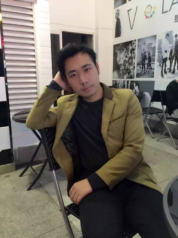 Pretty杨的第一张照片--包头相亲服务中心