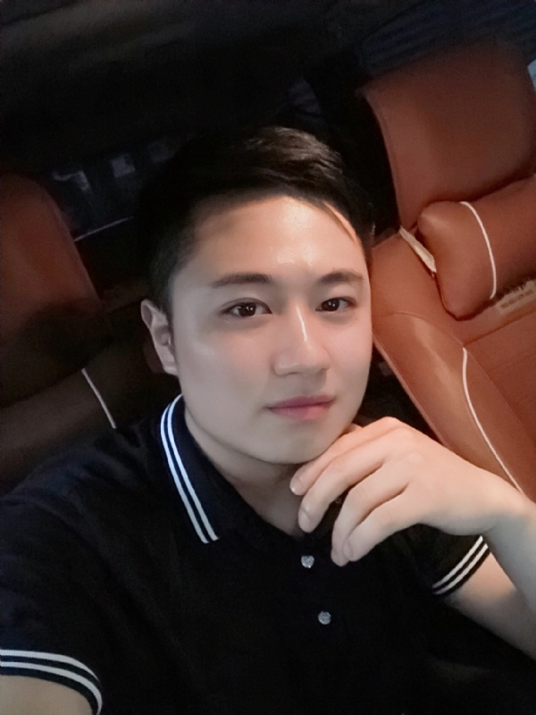 生活再继续的第一张照片--包头相亲服务中心