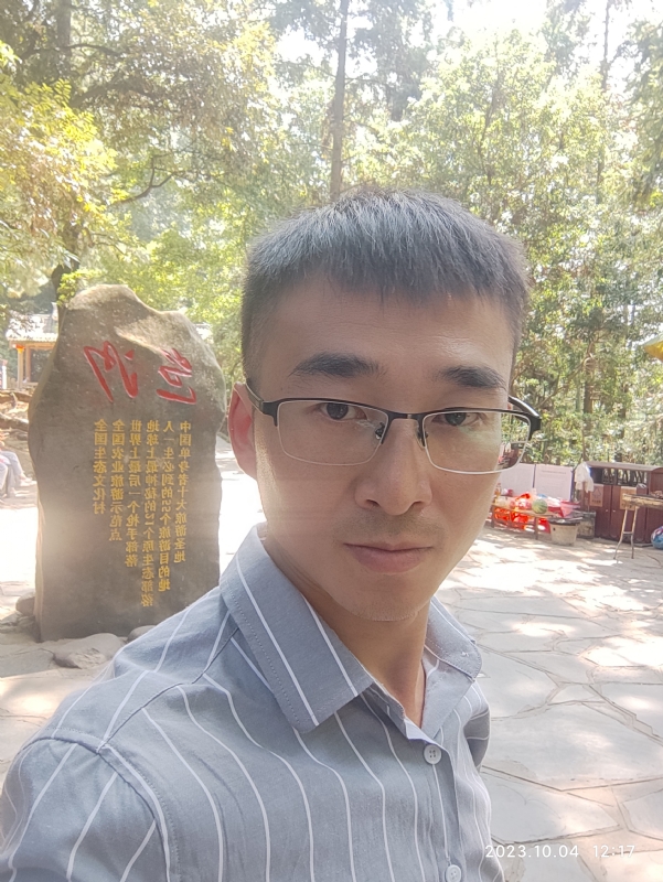 未来可期的第一张照片--包头相亲服务中心