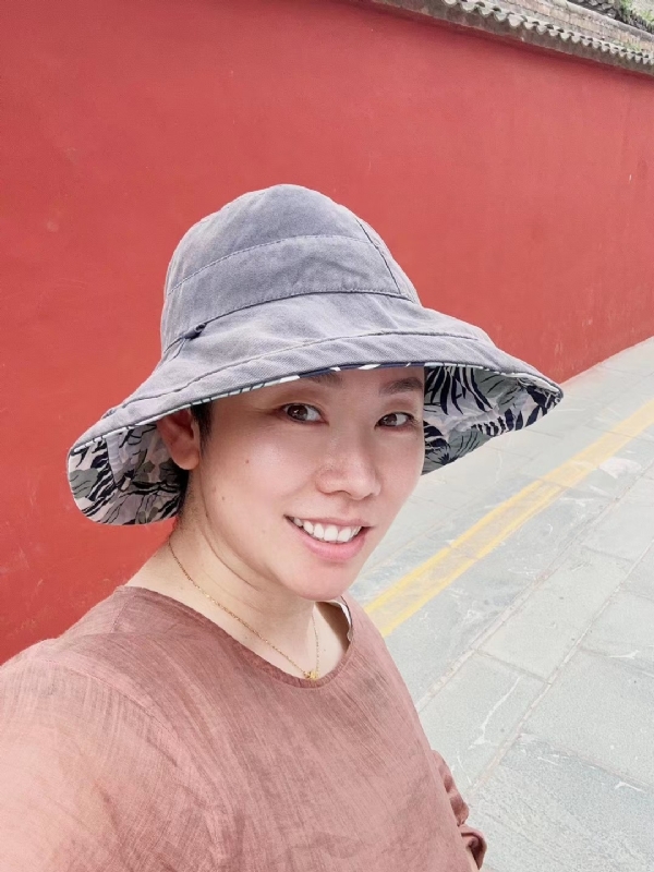 妖娆的煤气罐的第一张照片--包头相亲服务中心