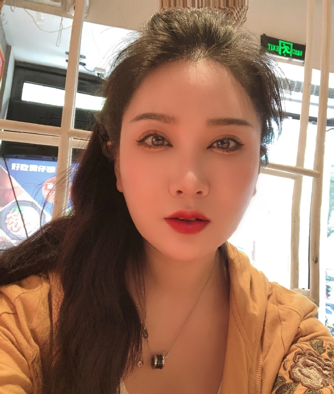 琳达的第二张照片--包头相亲服务中心