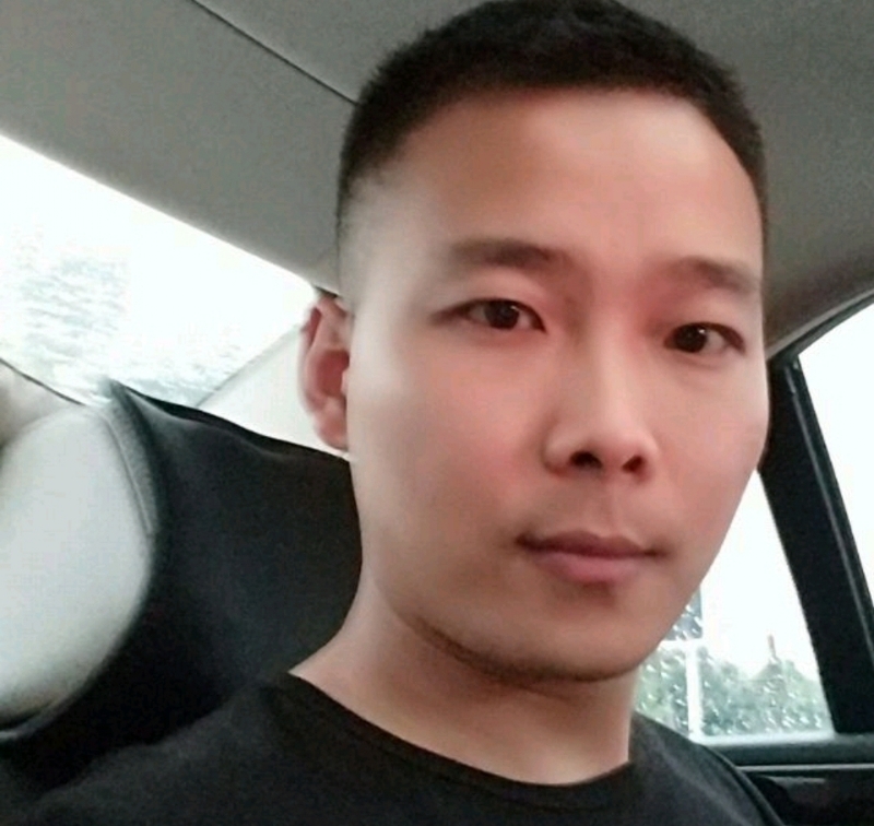 李先生的第二张照片--包头相亲服务中心