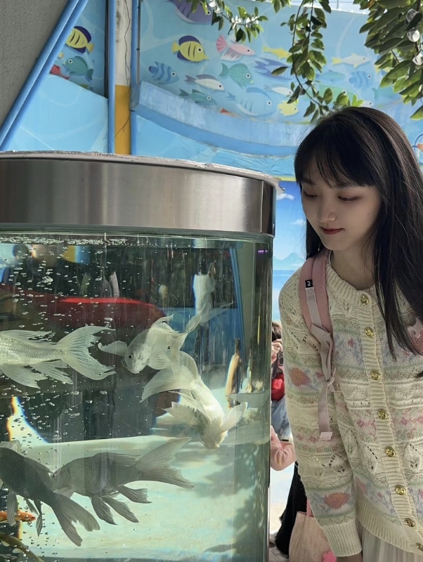 yiyi的第三张照片--包头相亲服务中心