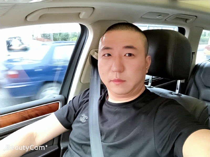 路人甲的第一张照片--包头相亲服务中心