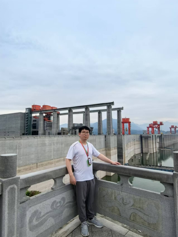 xhfsx的第一张照片--包头相亲服务中心