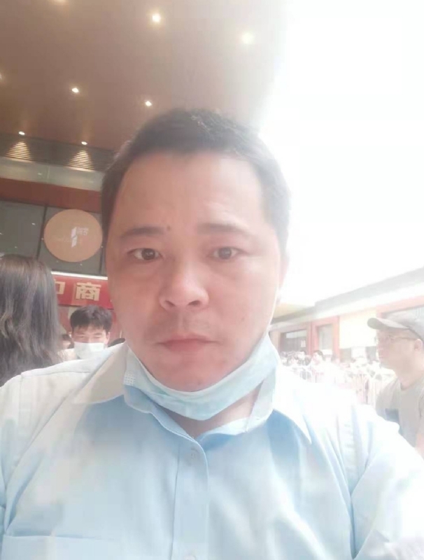 l蓝莲的第一张照片--包头相亲服务中心