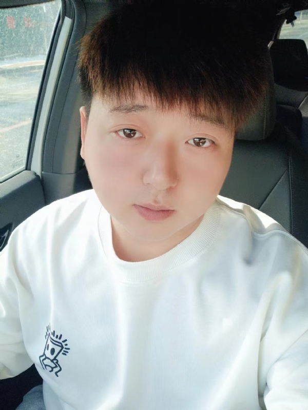 可乐加冰的第一张照片--包头相亲服务中心