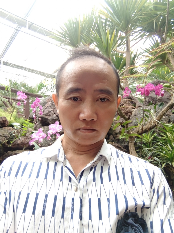 闲云盘鹤的第一张照片--包头相亲服务中心